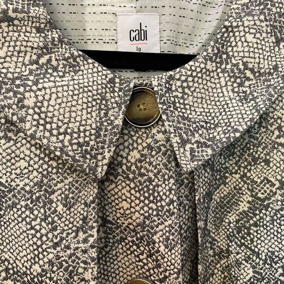 Cabi Camille Coat Gray Snakeskin Print Women Size L - Picture 11 of 12